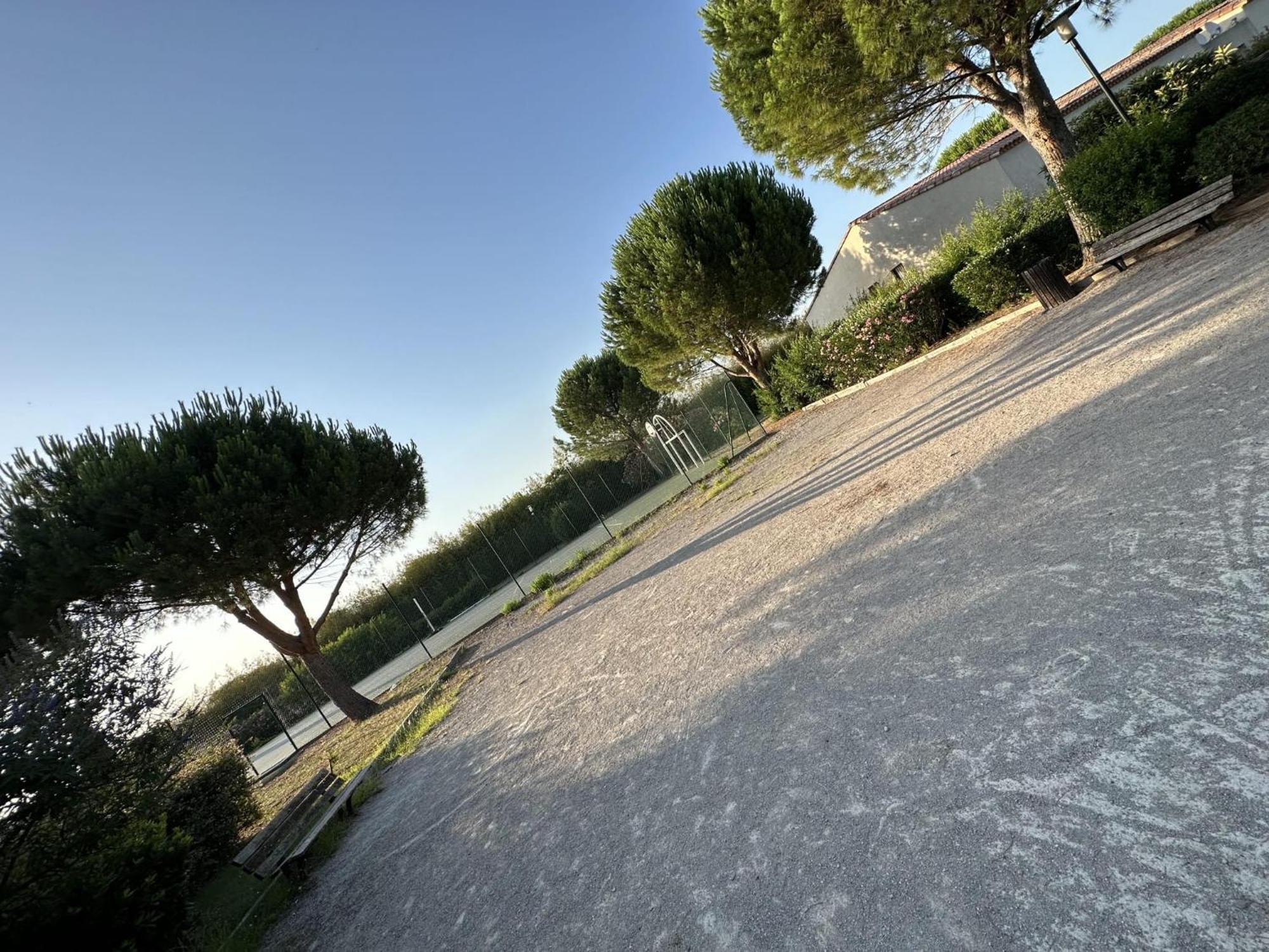 Chez Christelle Et Norbert Villa แกลลาเกอ-เลอ-มองต์เทอร์ ภายนอก รูปภาพ