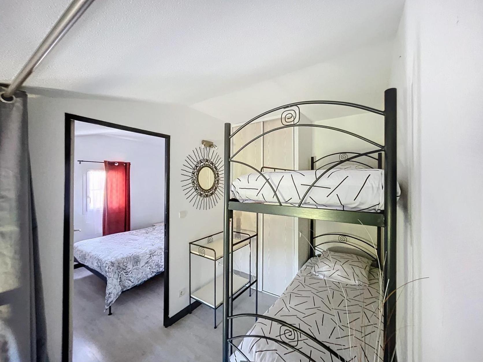 Chez Christelle Et Norbert Villa แกลลาเกอ-เลอ-มองต์เทอร์ ภายนอก รูปภาพ